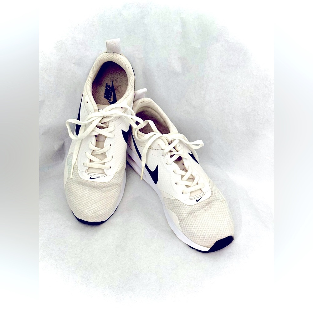 Ladies white & Black Nike Air Sneakers